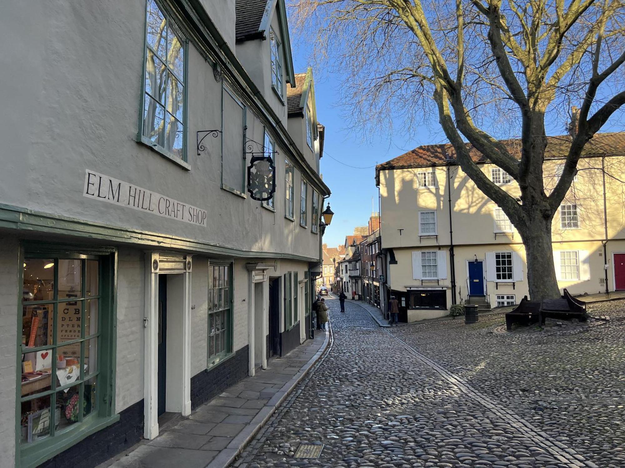 Beautiful Apartment In The Cathedral Grounds Norwich Eksteriør billede