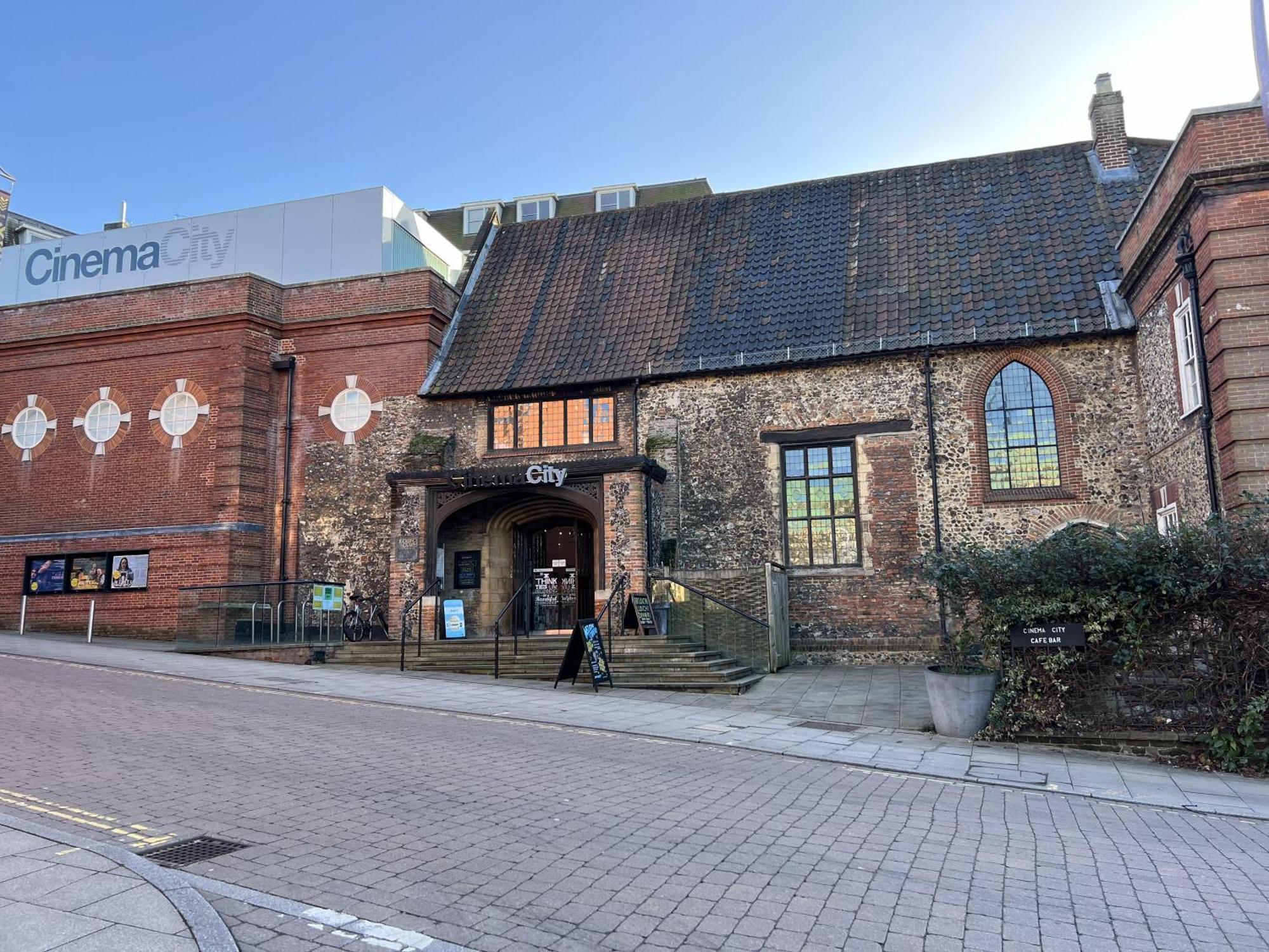 Beautiful Apartment In The Cathedral Grounds Norwich Eksteriør billede